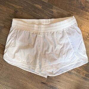 Athleta Mesh Racer Run Shorts, White, 4”